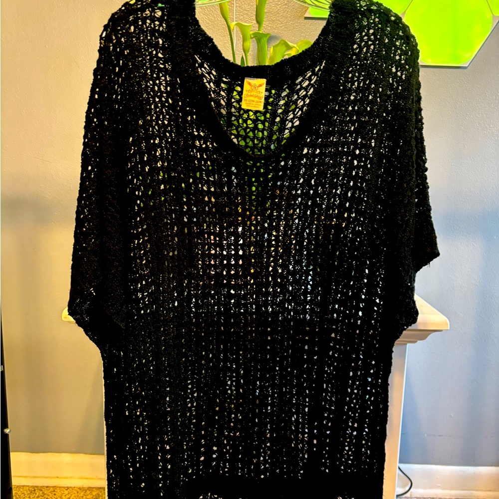 Plus crochet short sleeve sweater